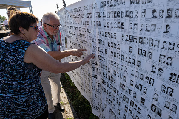 组图：法国纪念二战纳粹强制征兵受害者